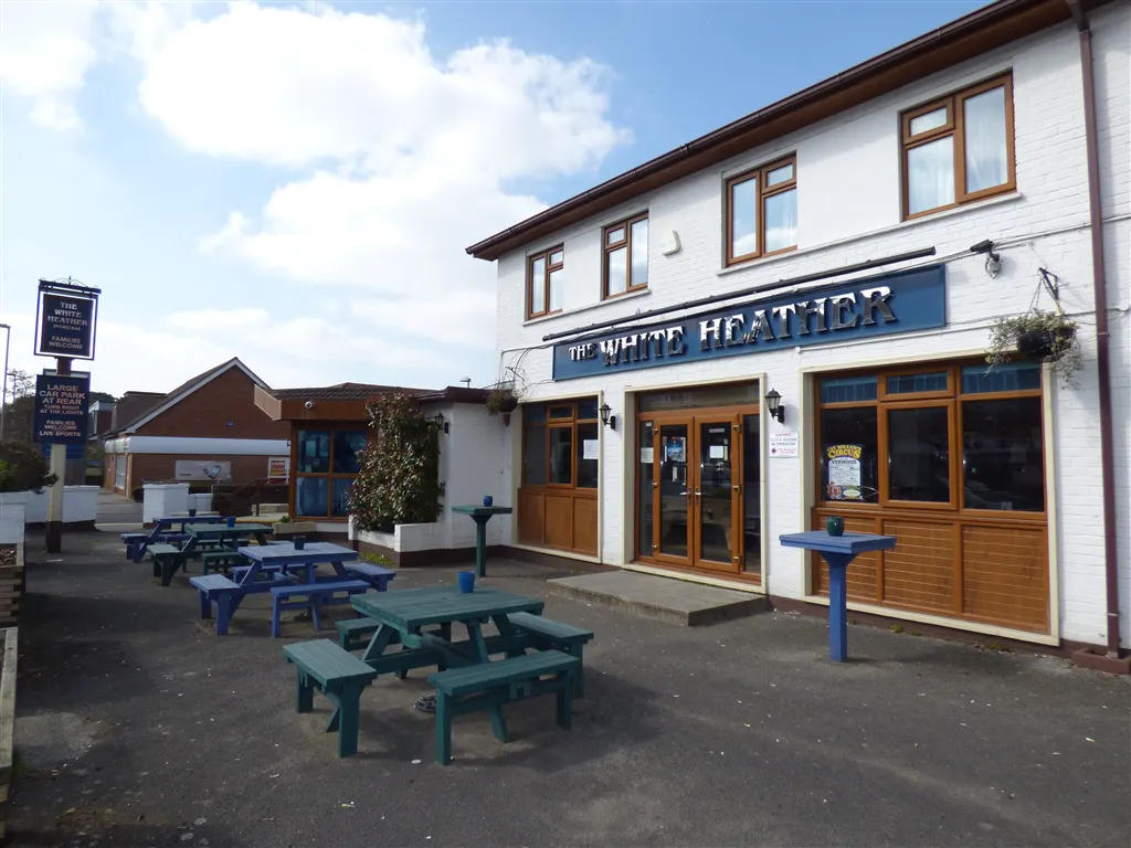 White Heather Ferndown Stonegate Pub Partners Find A Pub